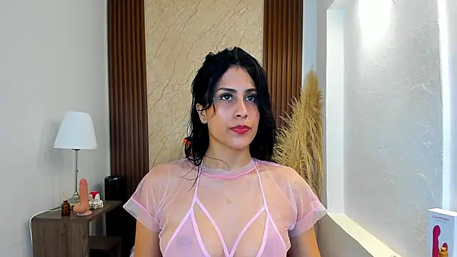 Snapshot of Thais_kim chatting on December 16, 2025, 2:43 pm Thais kim online show from December 16, 2025, 2:43 pm