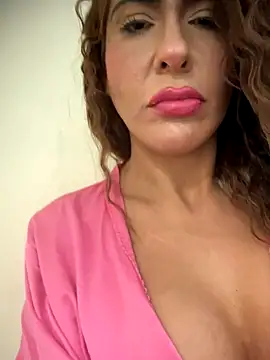 dubaichocc online show from September 28, 2025, 9:55 pm