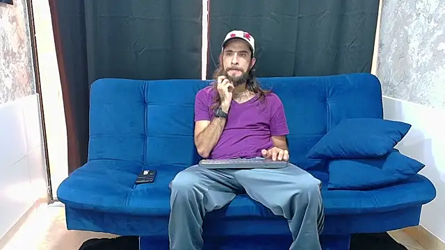 Snapshot of hairy_mannn chatting on September 13, 2025, 7:47 pm hairy mannn online show from September 13, 2025, 7:47 pm