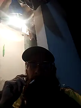 Snapshot of hairy_mannn chatting on November 16, 2025, 3:33 am hairy mannn online show from November 16, 2025, 3:33 am