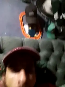 Snapshot of hairy_mannn chatting on February 6, 2026, 3:08 pm hairy mannn online show from February 6, 2026, 3:08 pm