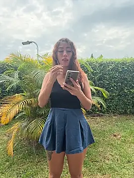 roxyrougee online show from March 13, 2026, 2:11 pm