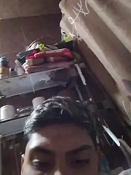 aispuro8505 online show from March 15, 2026, 6:42 am