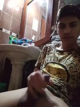 aispuro8505 online show from March 3, 2026, 8:10 am