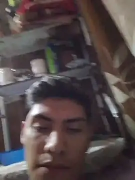 aispuro8505 online show from April 8, 2026, 2:24 am