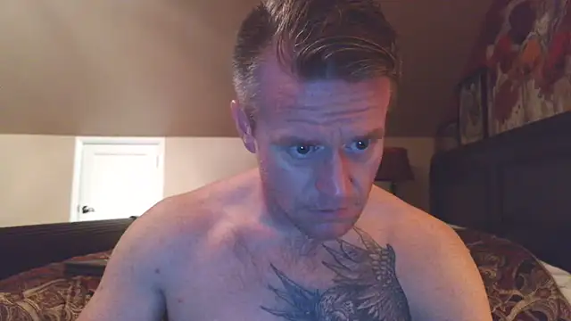 DILFiGuess11 online show from April 16, 2026, 2:56 am