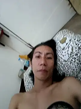 Snapshot of xx9inchesCOCKxx chatting on November 5, 2025, 2:36 am xx9inchesCOCKxx online show from November 5, 2025, 2:36 am