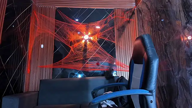 Snapshot of Golldens_Dreamss chatting on November 2, 2025, 7:02 am Golldens Dreamss online show from November 2, 2025, 7:02 am