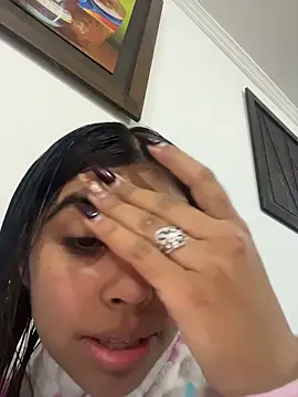 Snapshot of DianeSuns_ chatting on April 10, 2026, 3:57 am DianeSuns online show from April 10, 2026, 3:57 am