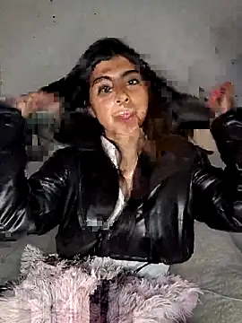 DianeSuns  online show from October 7, 2025, 2:34 am