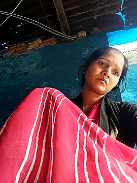 Snapshot of Jooli_xx chatting on November 6, 2025, 3:54 am Jooli xx online show from November 6, 2025, 3:54 am