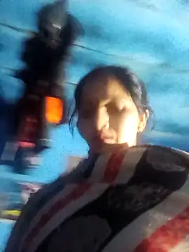 Snapshot of Jooli_xx chatting on November 27, 2025, 12:38 pm Jooli xx online show from November 27, 2025, 12:38 pm