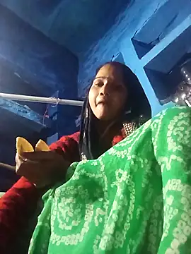 Snapshot of Jooli_xx chatting on October 29, 2025, 3:16 am Jooli xx online show from October 29, 2025, 3:16 am