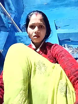 Snapshot of Jooli_xx chatting on December 2, 2025, 1:06 am Jooli xx online show from December 2, 2025, 1:06 am