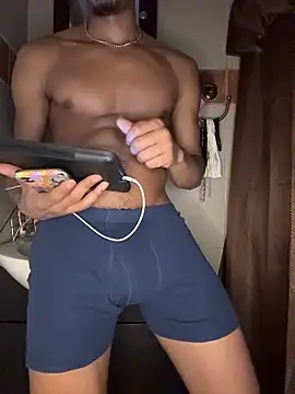 Snapshot of TRILLAHUNG chatting on October 30, 2025, 3:16 am TRILLAHUNG online show from October 30, 2025, 3:16 am