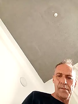 Meliwem12 online show from October 23, 2025, 5:28 am