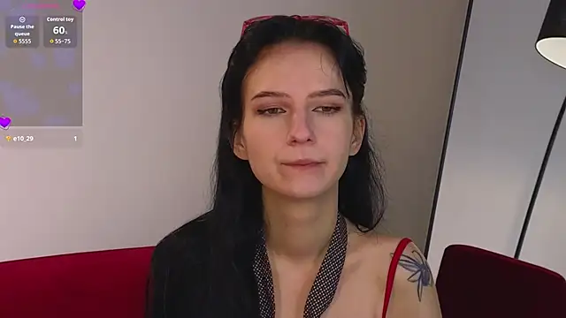 Snapshot of Alisssseee chatting on November 19, 2025, 12:05 pm Alisssseee online show from November 19, 2025, 12:05 pm