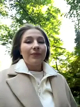 Snapshot of tinyolha chatting on October 3, 2025, 11:01 am tinyolha online show from October 3, 2025, 11:01 am
