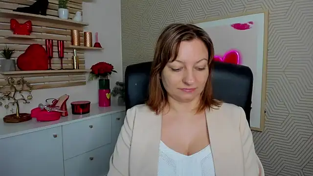 angelaSamt online show from April 3, 2026, 5:36 am