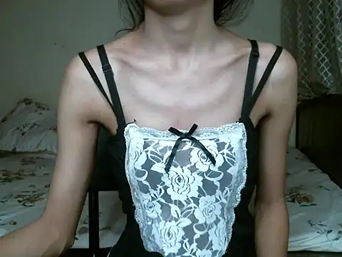 Snapshot of ekta_767 chatting on April 15, 2026, 4:44 pm ekta 767 online show from April 15, 2026, 4:44 pm