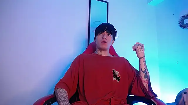 Snapshot of Anhonymus_ chatting on November 11, 2025, 3:45 am Anhonymus online show from November 11, 2025, 3:45 am