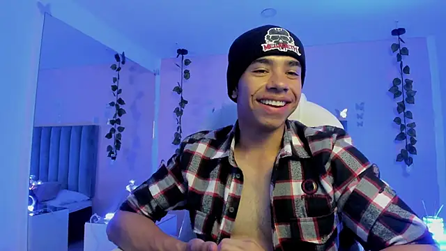 Snapshot of Muscle_Scott chatting on November 3, 2025, 12:31 pm Muscle Scott online show from November 3, 2025, 12:31 pm