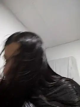 Snapshot of angelcurvyxtremx69 chatting on February 19, 2026, 10:29 pm angelcurvyxtremx69 online show from February 19, 2026, 10:29 pm