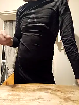 Snapshot of frederic198 chatting on November 16, 2025, 8:13 pm frederic198 online show from November 16, 2025, 8:13 pm