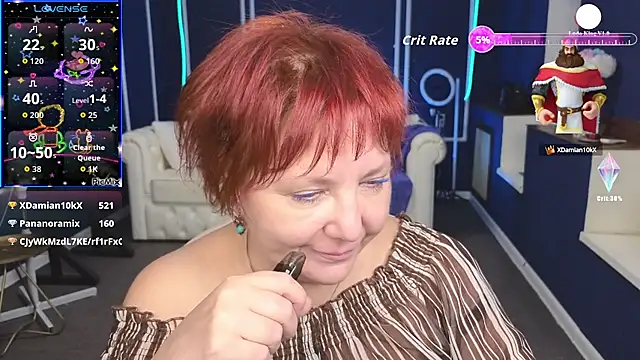 Kira Kenett online show from September 10, 2025, 6:40 pm