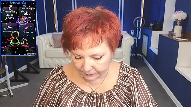 Kira Kenett online show from September 14, 2025, 11:10 am