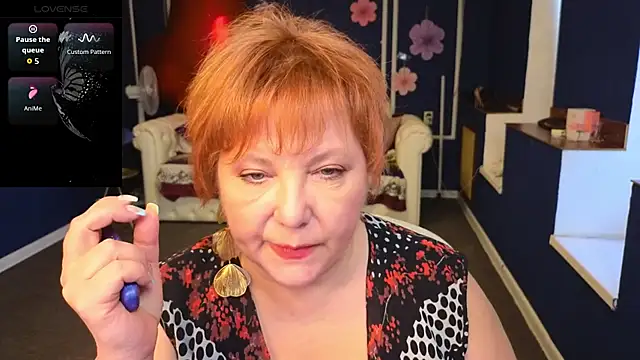 Kira Kenett online show from May 16, 2026, 6:45 am