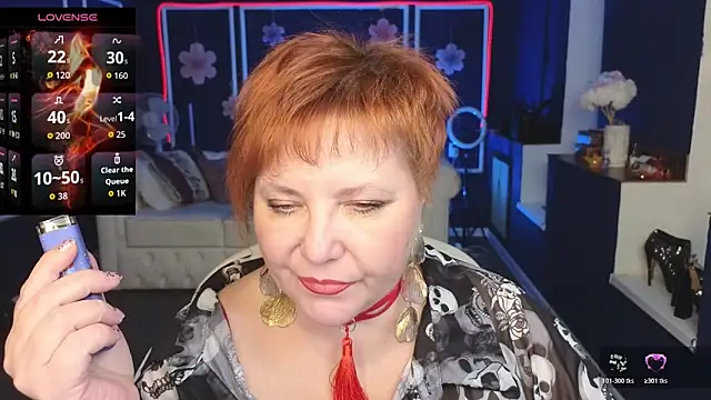 Kira Kenett online show from October 22, 2025, 11:31 am