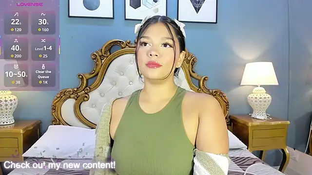 Snapshot of HatsaJones chatting on January 13, 2026, 4:16 am HatsaJones online show from January 13, 2026, 4:16 am