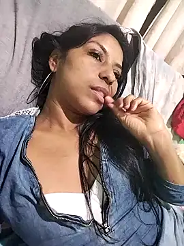 AnggelicaSwan21 online show from November 4, 2025, 12:58 am