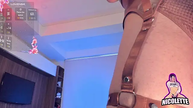 nicolette tay online show from April 8, 2026, 3:57 pm