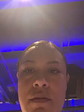 Snapshot of TiffanyyLam chatting on November 5, 2025, 10:29 am TiffanyyLam online show from November 5, 2025, 10:29 am