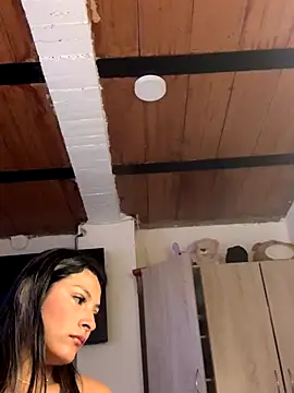 Snapshot of Berta_arevalo_blsd chatting on November 21, 2025, 2:05 pm Berta arevalo blsd online show from November 21, 2025, 2:05 pm