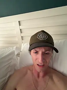 Badstepson33 online show from February 12, 2026, 11:37 pm