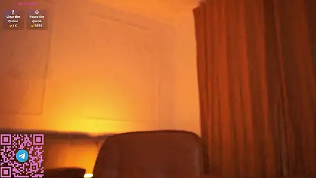 Snapshot of ellie_land chatting on July 22, 2026, 11:12 am ellie land online show from July 22, 2026, 11:12 am