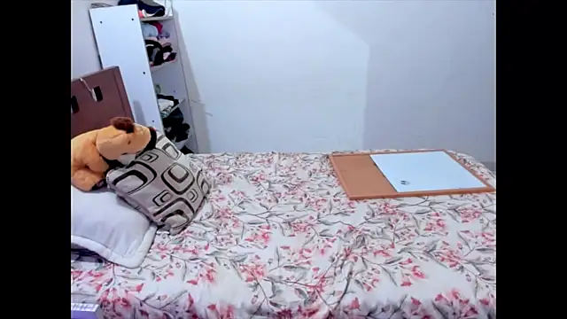 megan doll2123 online show from February 3, 2026, 8:47 pm