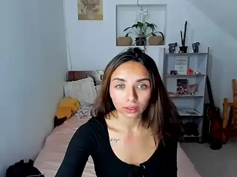 Snapshot of megan_doll2123 chatting on December 2, 2025, 3:41 am megan doll2123 online show from December 2, 2025, 3:41 am