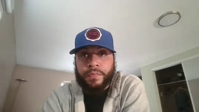 Snapshot of Brownroyal chatting on June 12, 2026, 12:52 am Brownroyal online show from June 12, 2026, 12:52 am