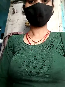 Snapshot of Nishaa_ji chatting on October 8, 2025, 9:33 am Nishaa ji online show from October 8, 2025, 9:33 am