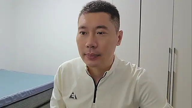 Snapshot of Buryerry-B chatting on October 2, 2025, 12:03 am Buryerry-B online show from October 2, 2025, 12:03 am