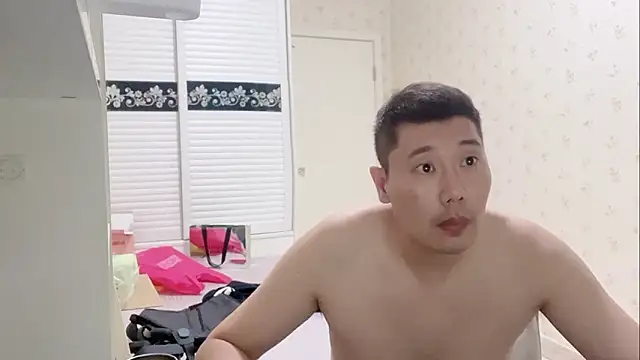 Snapshot of Buryerry-B chatting on September 26, 2025, 2:02 pm Buryerry-B online show from September 26, 2025, 2:02 pm