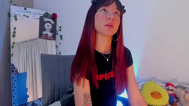 Snapshot of Genesiissss chatting on October 28, 2025, 2:45 am Genesiissss online show from October 28, 2025, 2:45 am