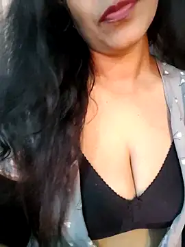 Deepa Sharma143 online show from February 3, 2026, 2:53 am