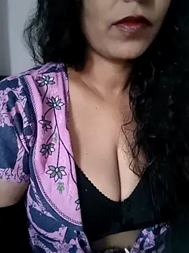 Snapshot of Deepa_Sharma143 chatting on December 3, 2025, 2:12 am Deepa Sharma143 online show from December 3, 2025, 2:12 am