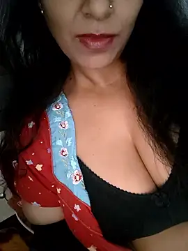 Snapshot of Deepa_Sharma143 chatting on November 5, 2025, 1:52 am Deepa Sharma143 online show from November 5, 2025, 1:52 am