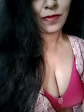 Deepa Sharma143 online show from October 17, 2025, 1:20 am